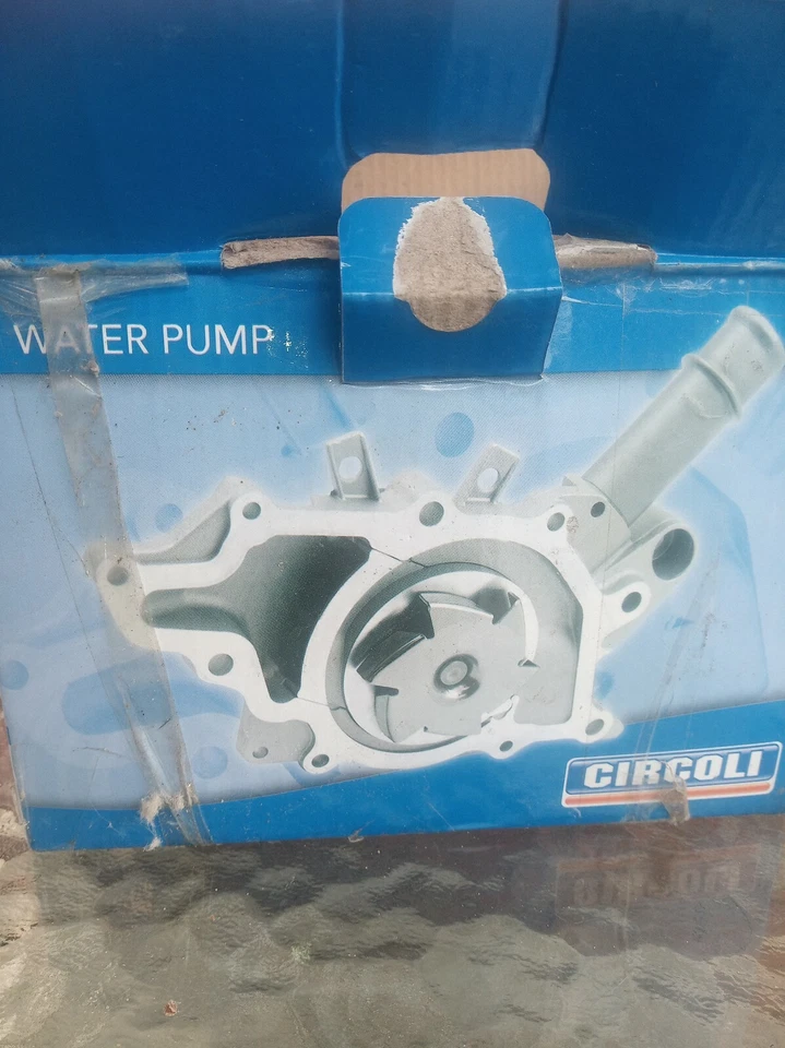 Ford fiesta zetec 1.25 water pump and gasket and bolts. - Image 4 of 4