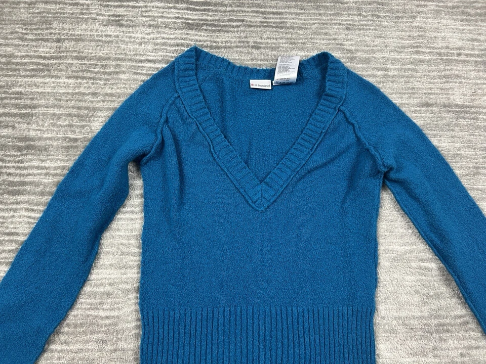 Suéter No Boundaries Juniors Mediano 7/9 Azul Cuello en V Manga Larga Mezcla de Algodón Foto 2 de 4