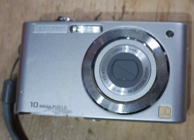 Panasonic Lumix DMC-FS42 Digital Camera 10mp Used 4x Optical Zoom Vgc *Read*