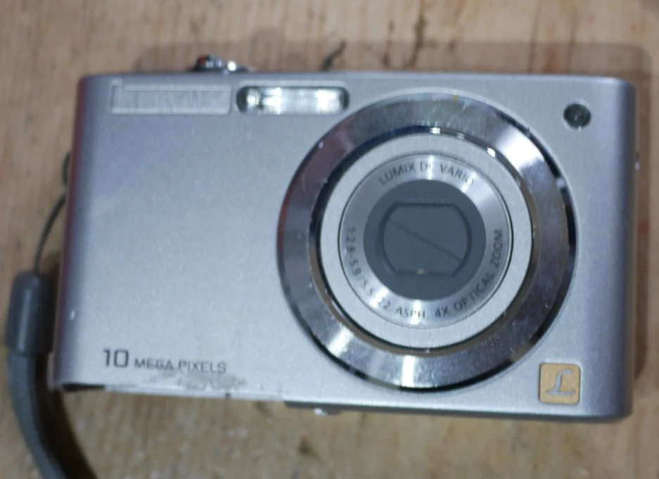 Panasonic Lumix DMC-FS42 Digital Camera 10mp Used 4x Optical Zoom Vgc *Read*, photo 1 of 5