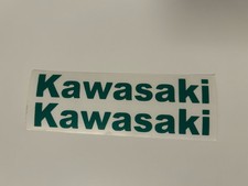 Hochqualitative Kawasaki Motorrad Aufkleber-Sticker 2x 220 x 50 mm in Grün.