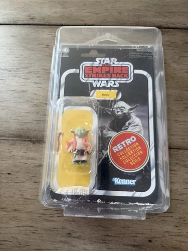 STAR WARS Vintage RETRO Collection YODA (ESB) MOC Hasbro/Kenner + Star Case