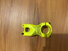 Azonic Predator Stem 31.8 Bar Clamp, 60mm, 1-1/8 Steerer Neon Yellow