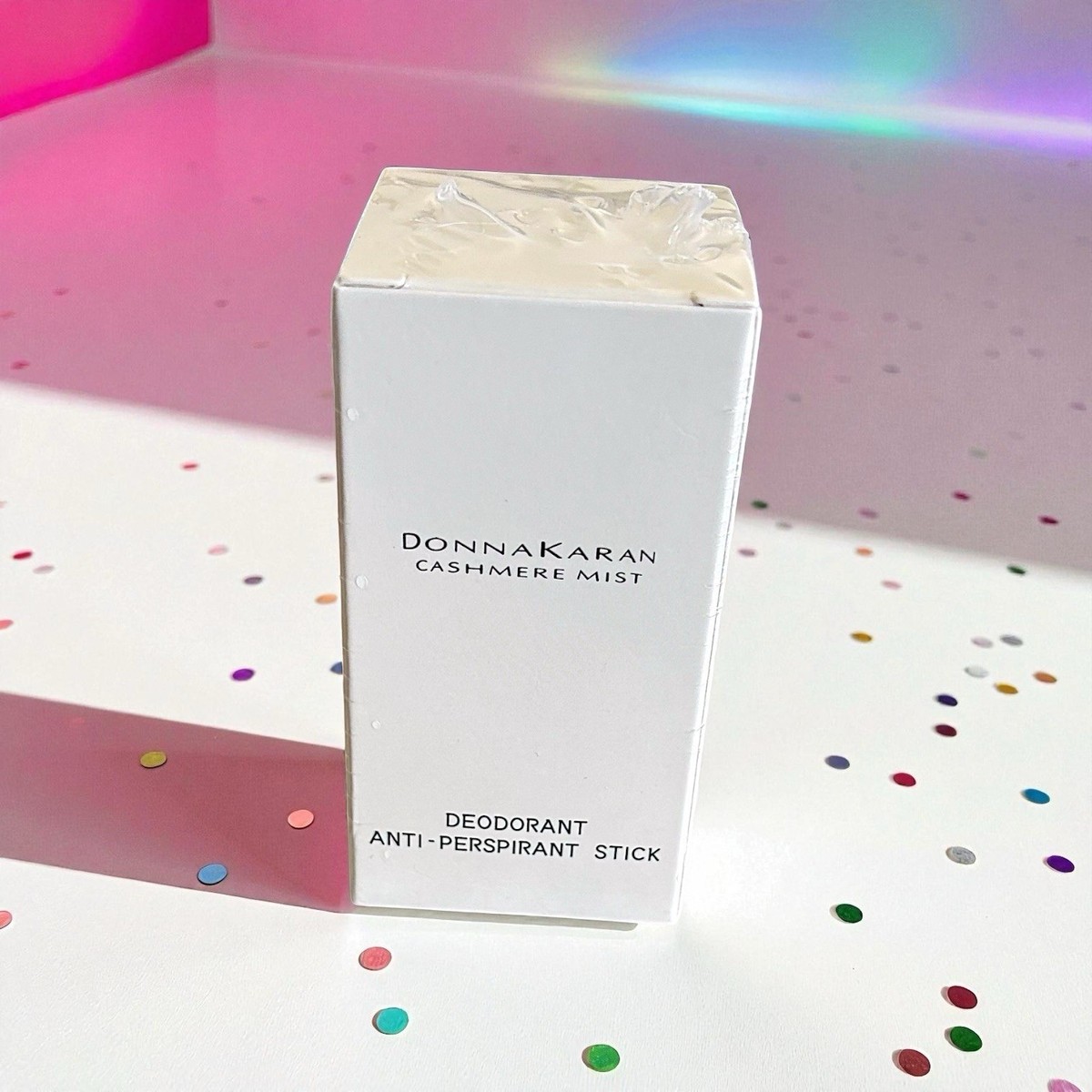 DONNA KARANダナ キャラン　カシミアミスト　固形デオドラントスティック Donna Karan Cashmere Mist Deodorant Anti-Perspirant Stick 1.7 oz