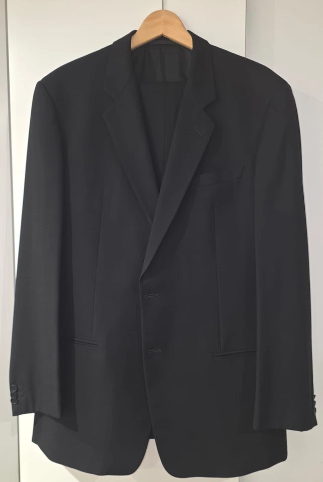 Giorgio Armani - Mens Vintage Black Vintage Suit. C48,W36L32. Worn, Excel. Cond. - Image 2 of 4
