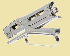 Advantus Ace Clipper Plier Stapler, Chrome Finish (ACE07020)