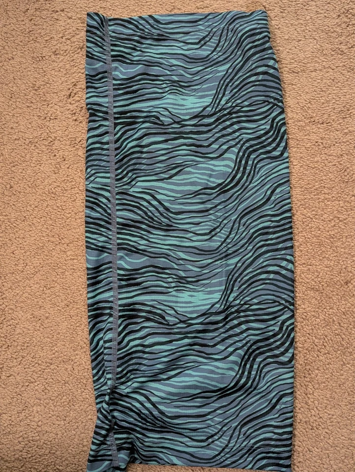 Outdoor Research Printed Echo Ubertube Neck Gaiter Ultralight - Med / Lg - 65g - Image 4 of 4