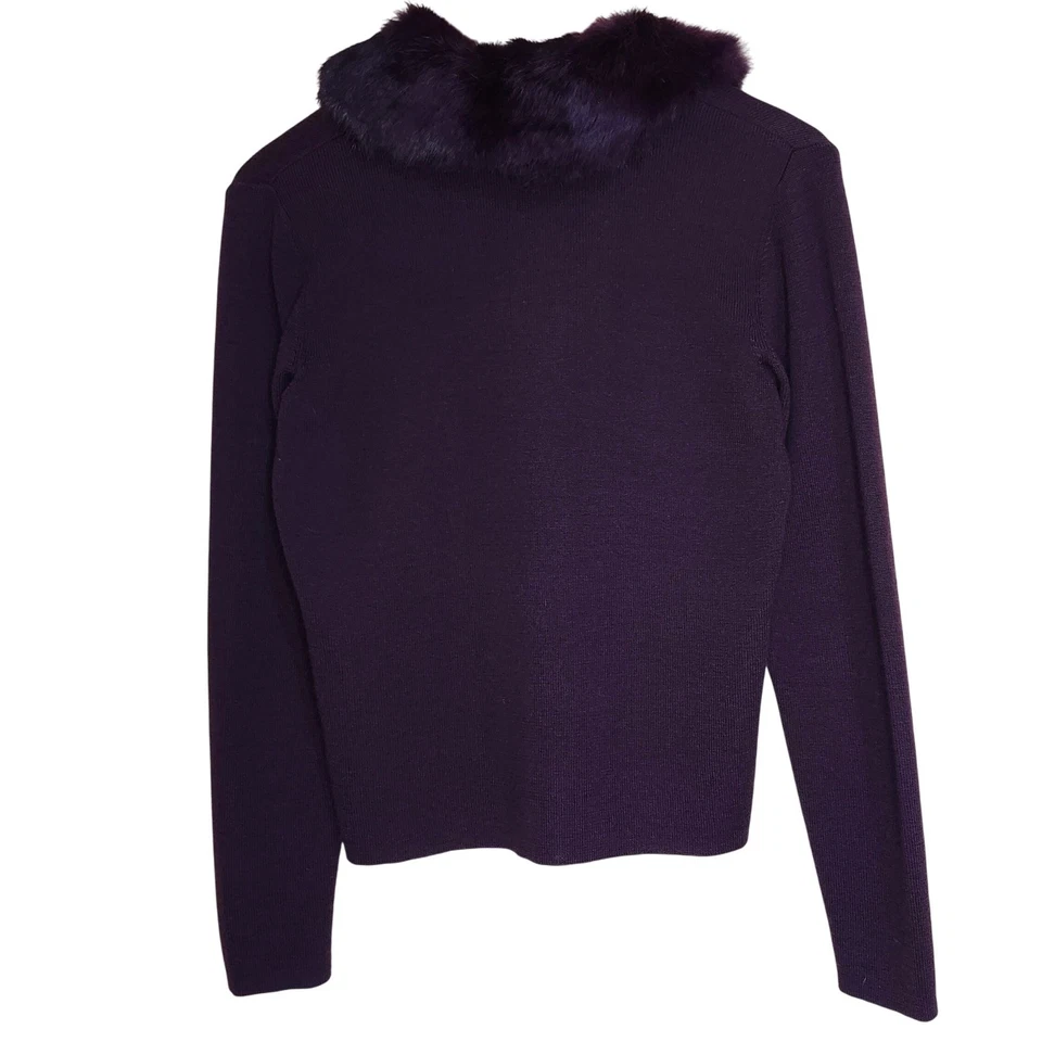 Маленький изысканный свитер кардиган сливы фиолетовый меховой воротник вязаный на пуговицах маленький - Изображение 2 из 4