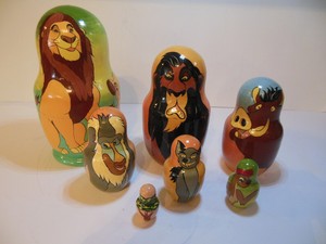 lion king nesting dolls
