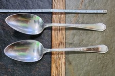 LOT OF 2 c1923 MAYFAIR 🎡🎠 PATTERN SILVERPLATED TABLE SERVING SPOONS 🥄🥄 