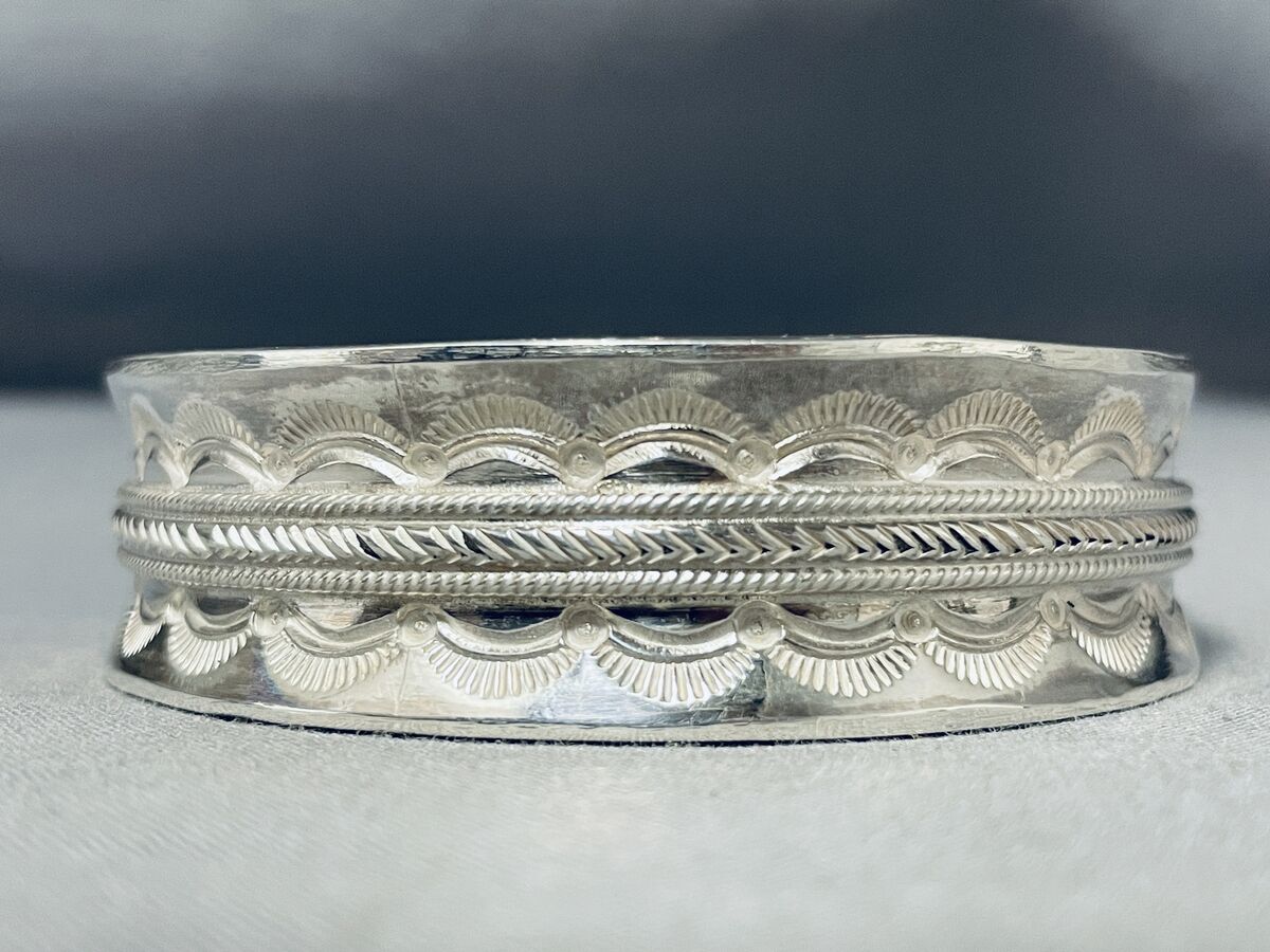 Incredible Native American Navajo Sterling Silver Signed Gil Smith Bangle Incredible Native American Navajo Sterling Silver Signed Gil Smith Bangle