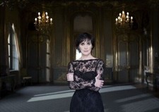Enya Unsigned 6" x 4" Photo - Beautiful Irish singer, songwriter and musician *1