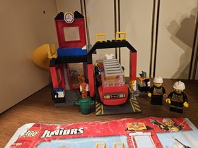 Lego 10671 Juniors Fire Emergency Station 100% Complete- No Instructions Or Box