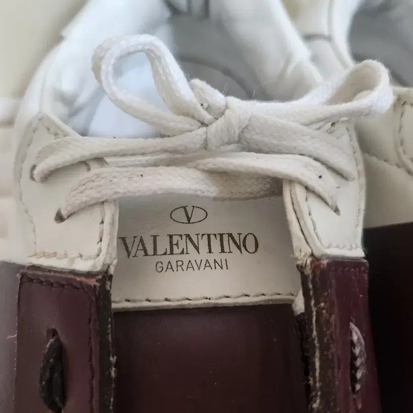 Valentino Rockstud Garavani Sneakers 270 Men Shoes thumbnail 2