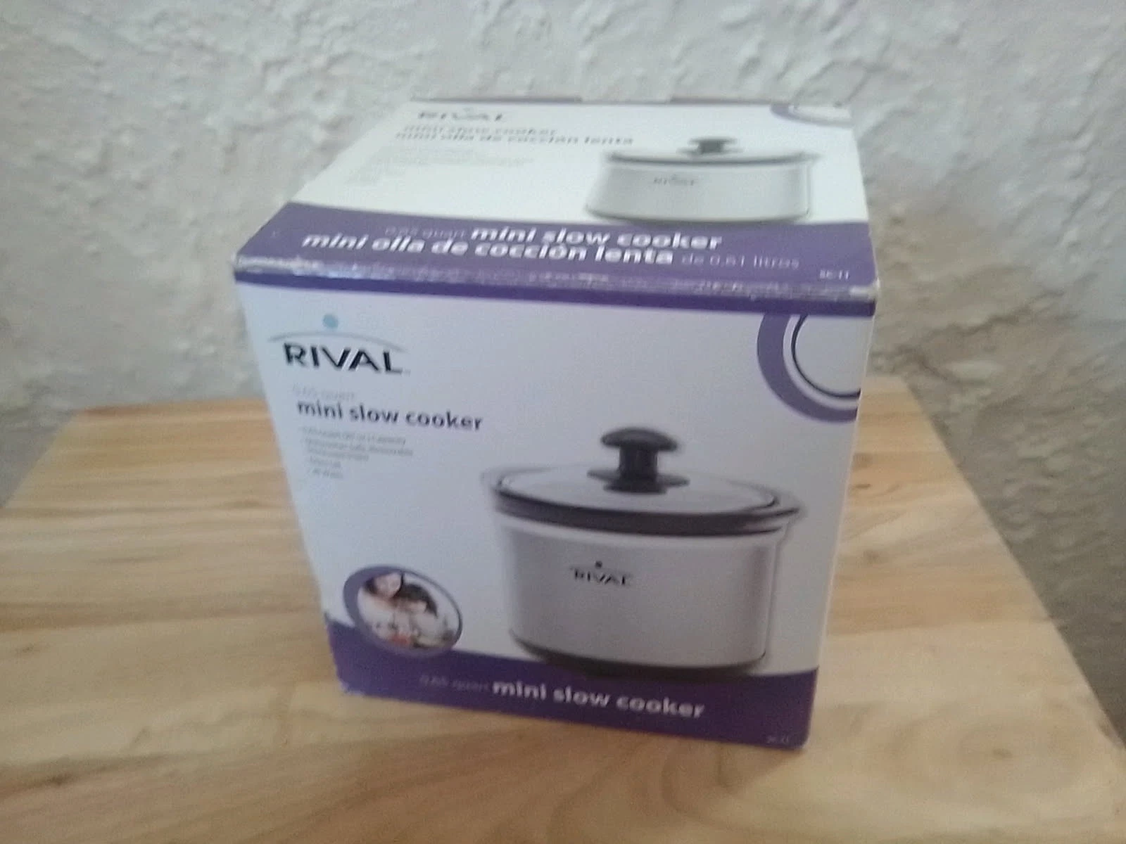 Rival 0.65 QT Slow Cooker SC-11 Electric Mini Crock Pot w/ Glass Lid ~ New