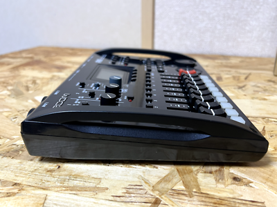 Zoom R8 Multitrack Digital Recorder 8-track MTR free shipping