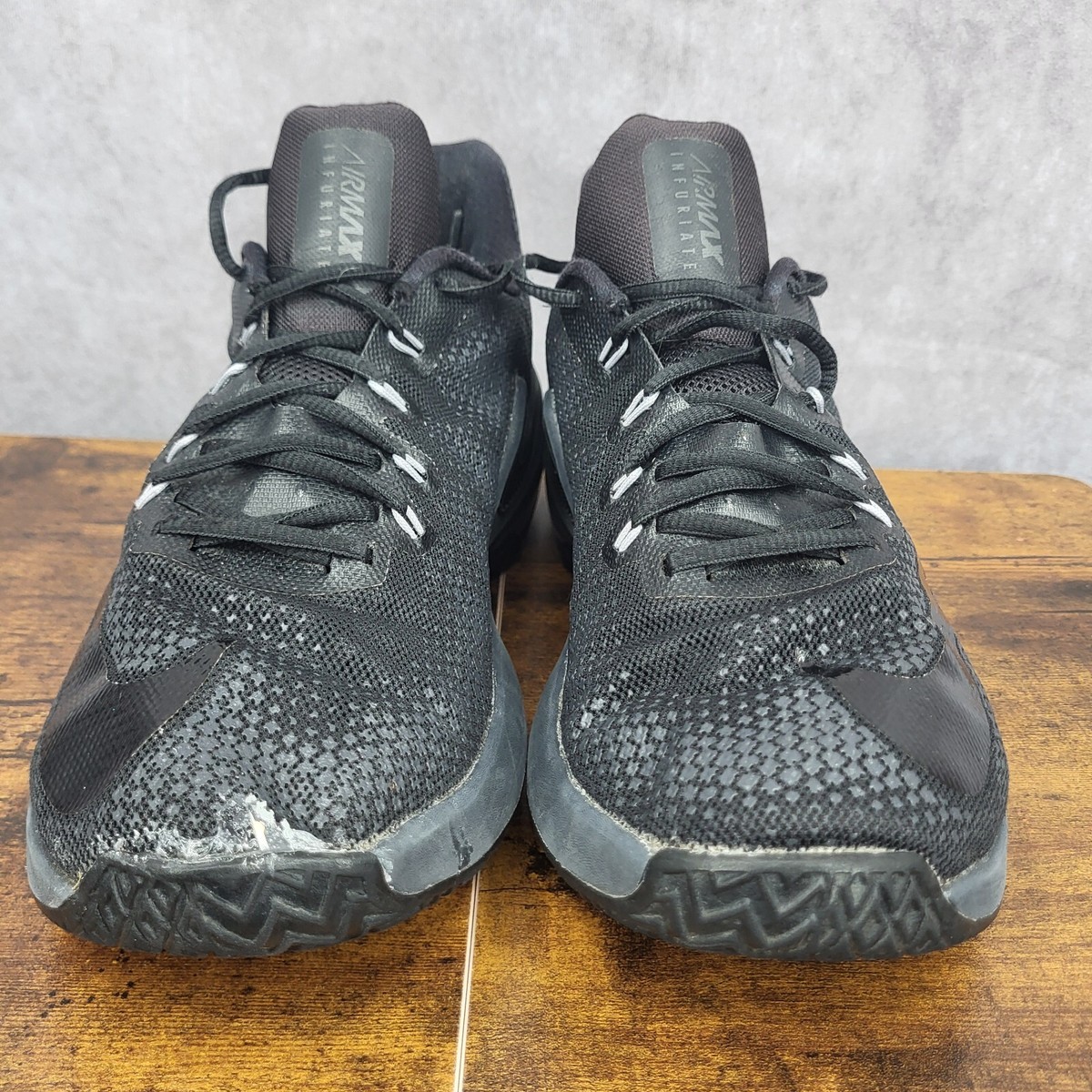 Nike Air Max Infuriate Low Running Shoes Mens 11.5 Black Sneakers