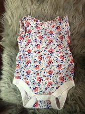 Baby Gap red, blue and white floral bodysuit size 0-3 months