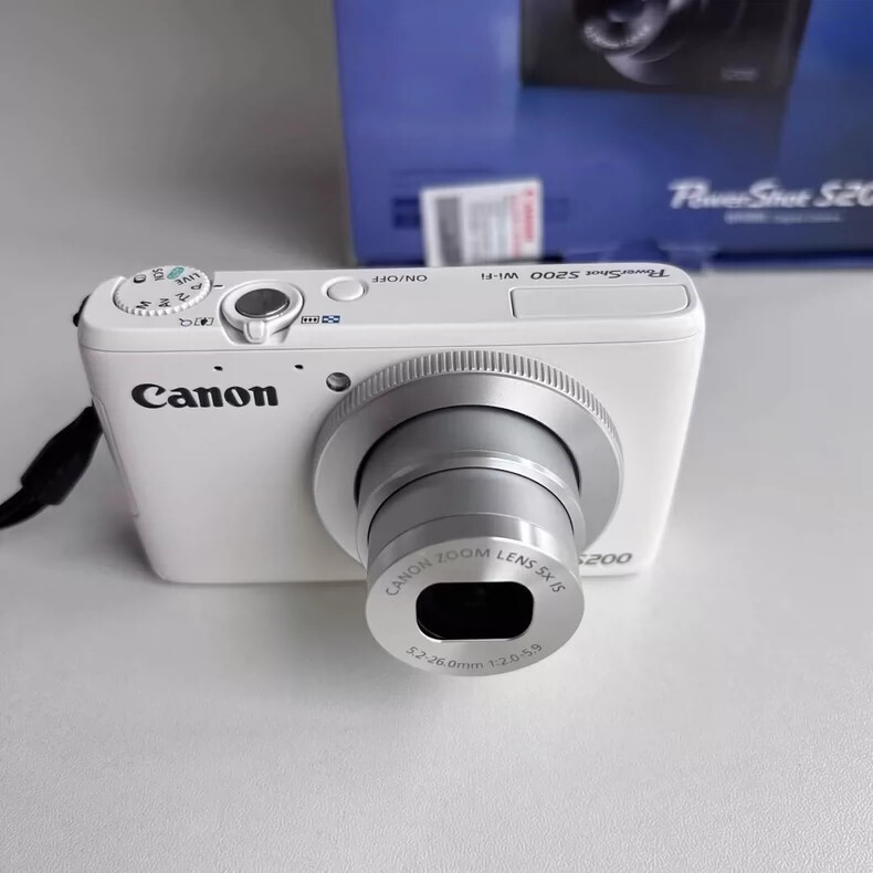 Canon PowerShot S200 10.1MP Compact Digital Camera Wi-fi Canon PowerShot S200 10.1MP Compact Digital Camera Wi-fi