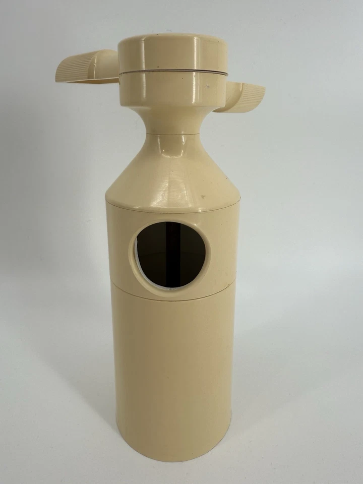 Rare Vintage 1980s Tom David Unicorn White Salt Grinders - Image 2 of 4