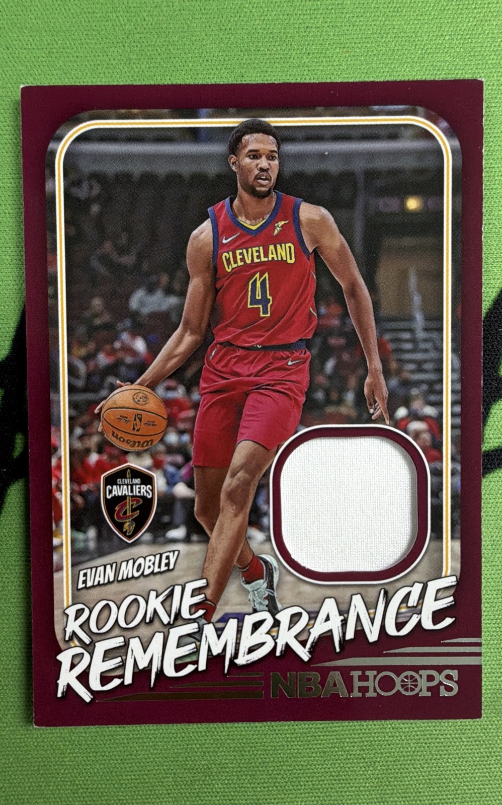 2022-23 Panini NBA Hoops - Rookie Remembrance Evan Mobley #RR-EMB (MEM) Cavs