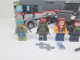 LEGO Teenage Mutant Ninja Turtles-79116- Big Rig Snow Getaway- 100% COMPLETE