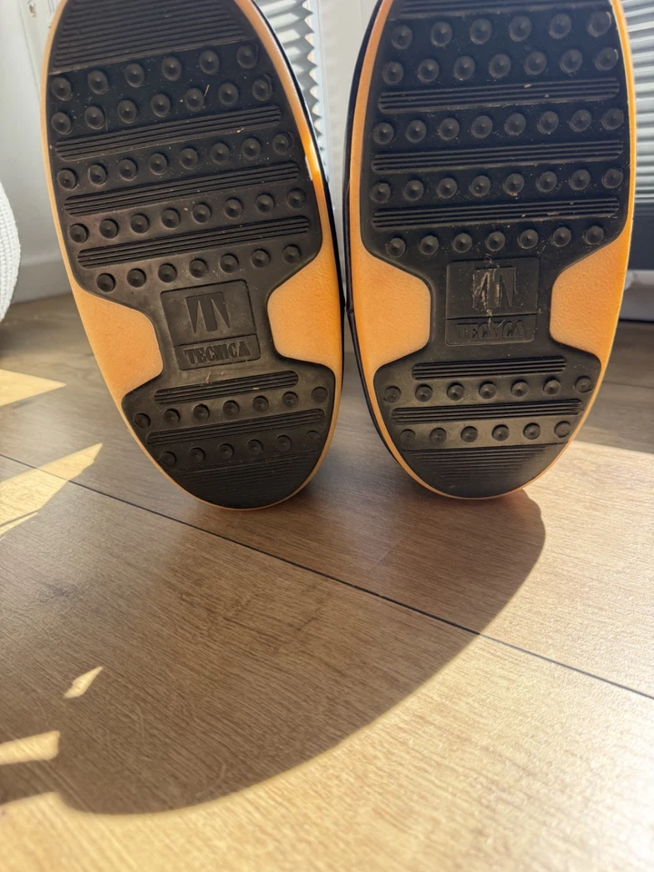 Moon Boot Icon, Foto 2 von 4