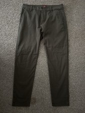 Levi's Men's XX-Chino Standard Taper Pants Olive Green, Size Medium