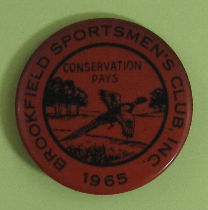1965 Brookfield Connecticut Sportsmen's Max 48% OFF Fishing Animer and price revision Hunting Mem Club
