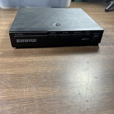 Shure SC4-CH Wireless Microphone System Receiver Transmitter