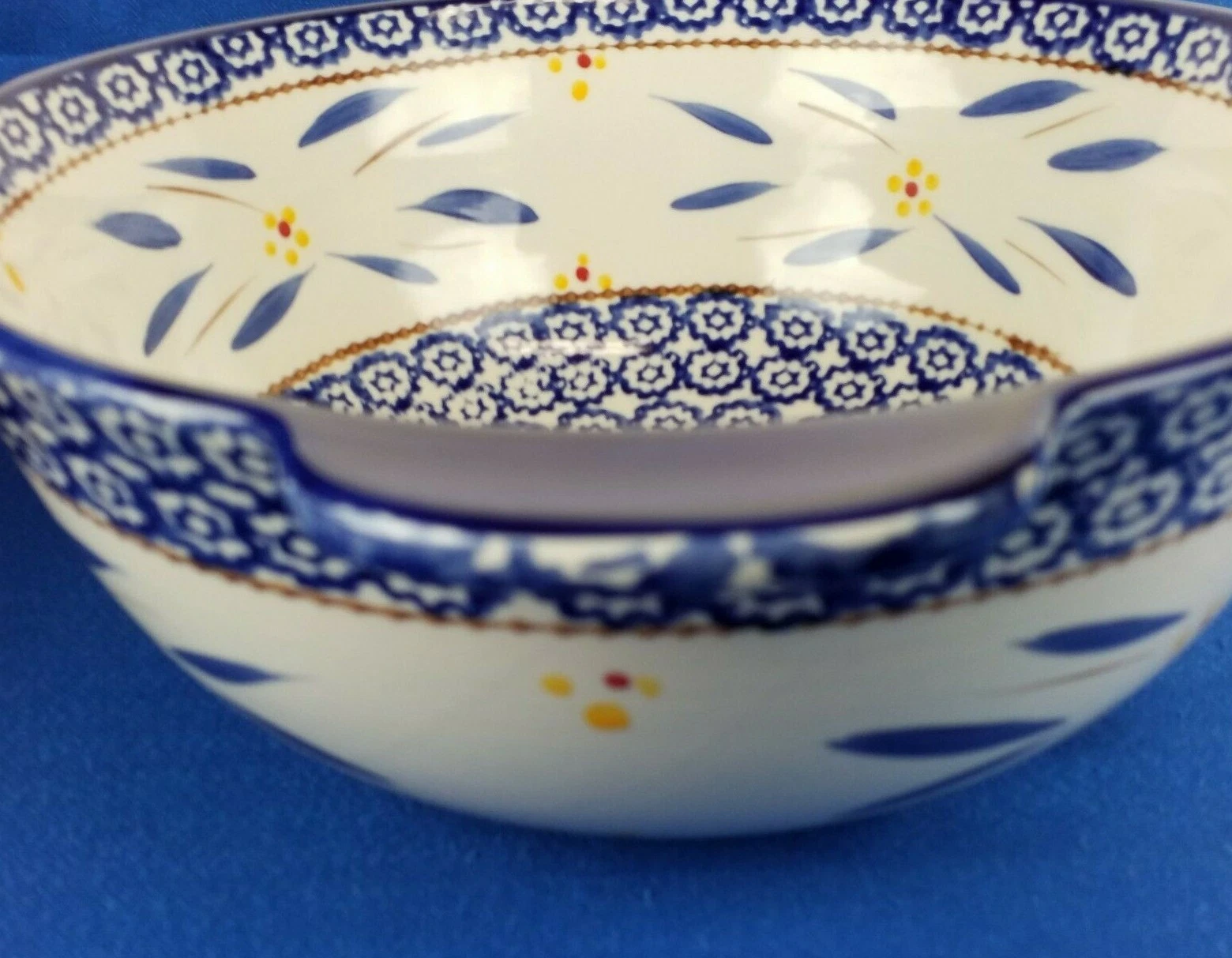 Temptations Old World Blue 4 quart mixing bowl with Handles