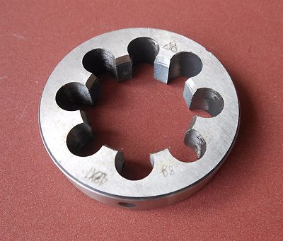 1pcs HSS Right Hand Die 7/8-27UNS Dies Threading 7/8-27UNS