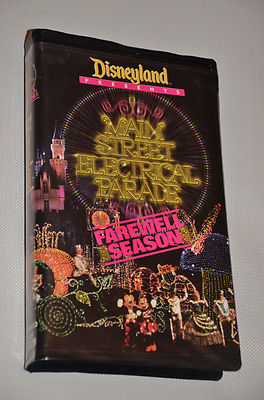 Disneyland Main Street Electrical Parade 1972-1996 FAREWELL SEASON