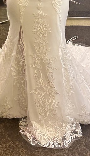 “Beloved By Casablanca” Stunning Wedding Gown Size 2/4 - Picture 5 of 11