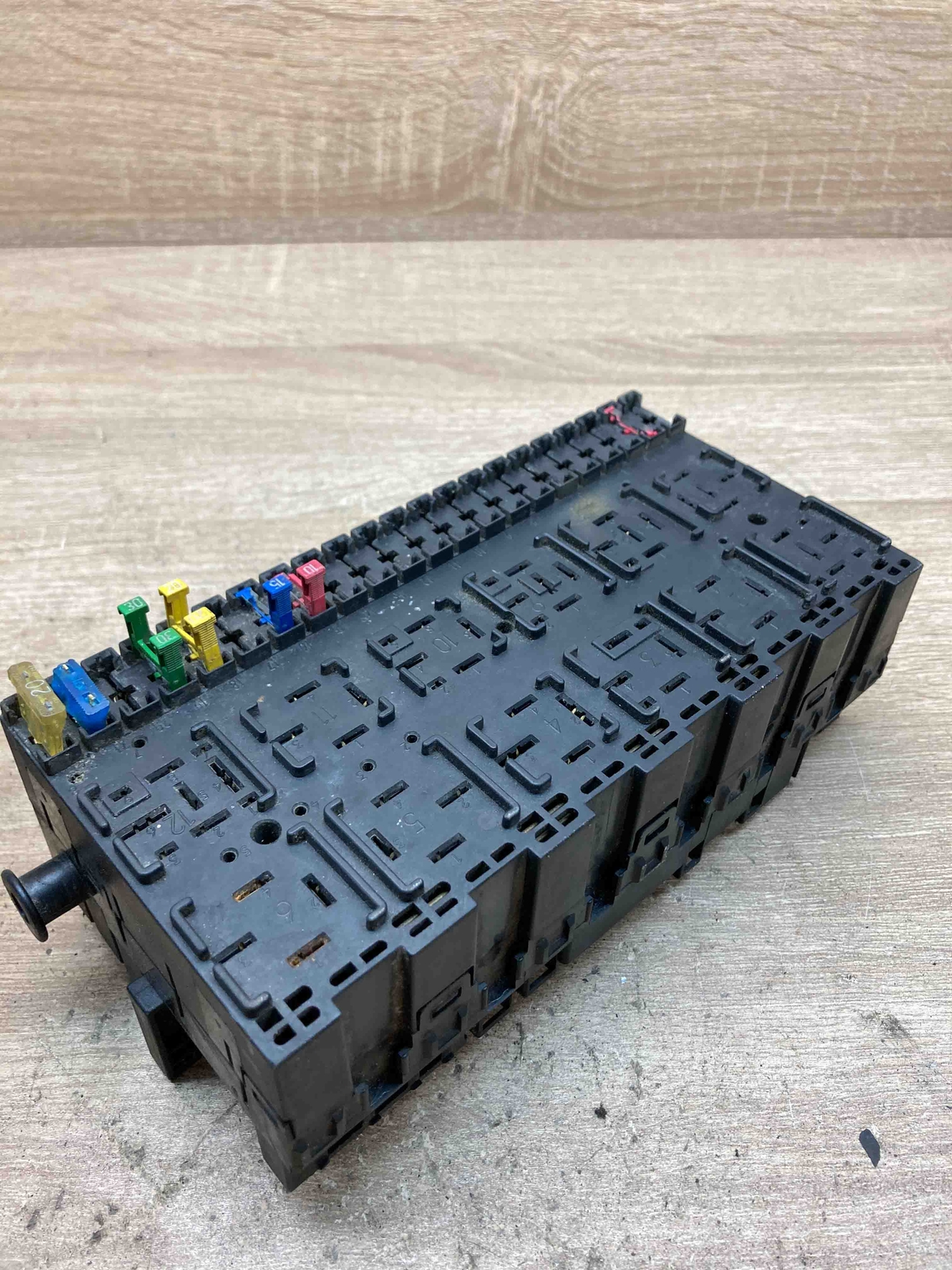 357937039 Volkswagen Audi Seat Skoda Sicherung Dose Sam Modul 