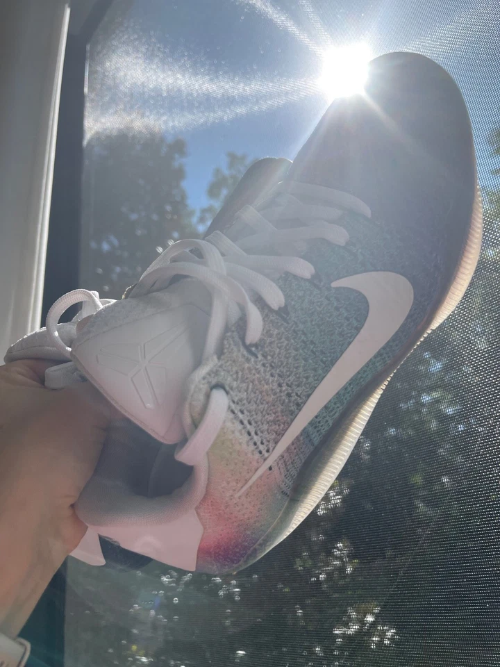 【855885-992】- NIKE KOBE XI 11 ELITE LOW ID СЕВЕРНОЕ СИЯНИЕ все звезды размер 8 - Изображение 2 из 4