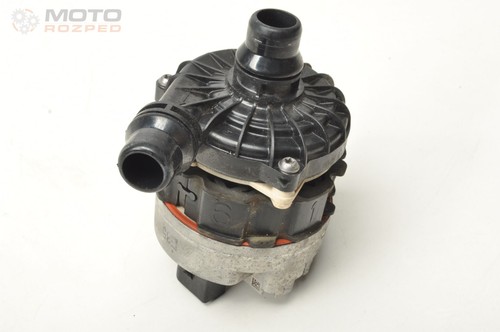 BMW 3 G20 330 e Plug-in-Hybrid 2.0 16V 292PS Wasserpumpe Kühlmittelpumpe 5A30246