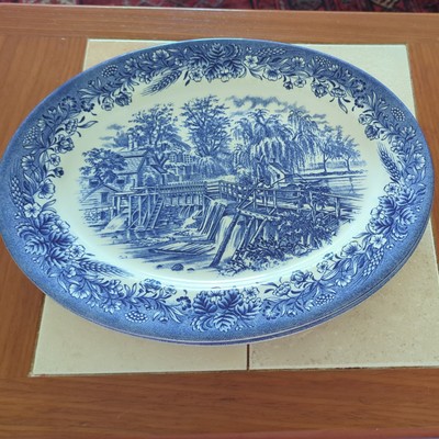 CHURCHILL - BLAU UND WEISS - OVALE TELLER/PLATTE - CURRIER UND IVES - 12'' x 9,5''