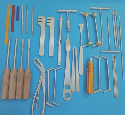 Orthopedic Surgical Instruments Set   Small Fragment, 30 Pieces, O.R. Grade