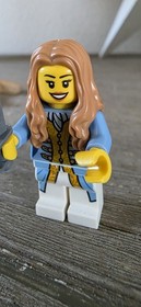 Lego Governor's Daughter minifigure (designation pi157) from 2015 