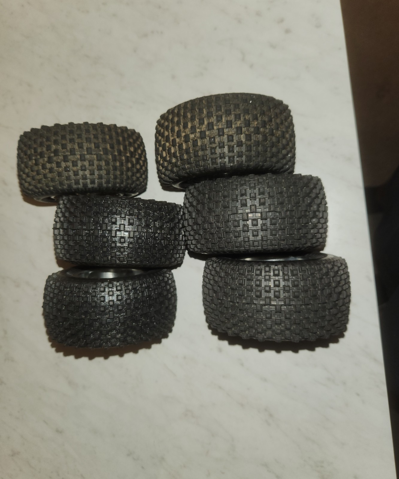 Proline Gladiator 2.2x2.0 Pro 170 Vintage RC Car Wheels with 2WD and 1:10 Scale