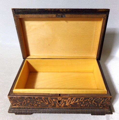 Folk Art Hammered Copper Wood Trinket Boxes - Picture 7 of 9