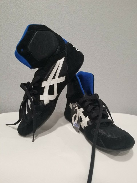 asics retro wrestling shoes