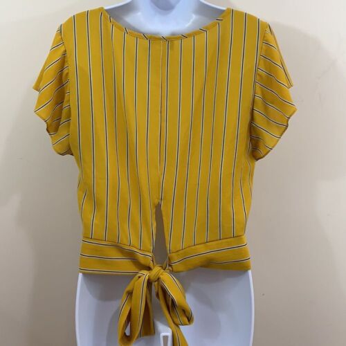 iZ Byer Crop Short Sleeve Back Bow Tie Shirt Women's Size L - Picture 6 of 8