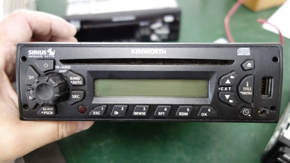 Delphi Roady XT Car Kit - Vehicle Installation Kit For Satellite Radio Receiver