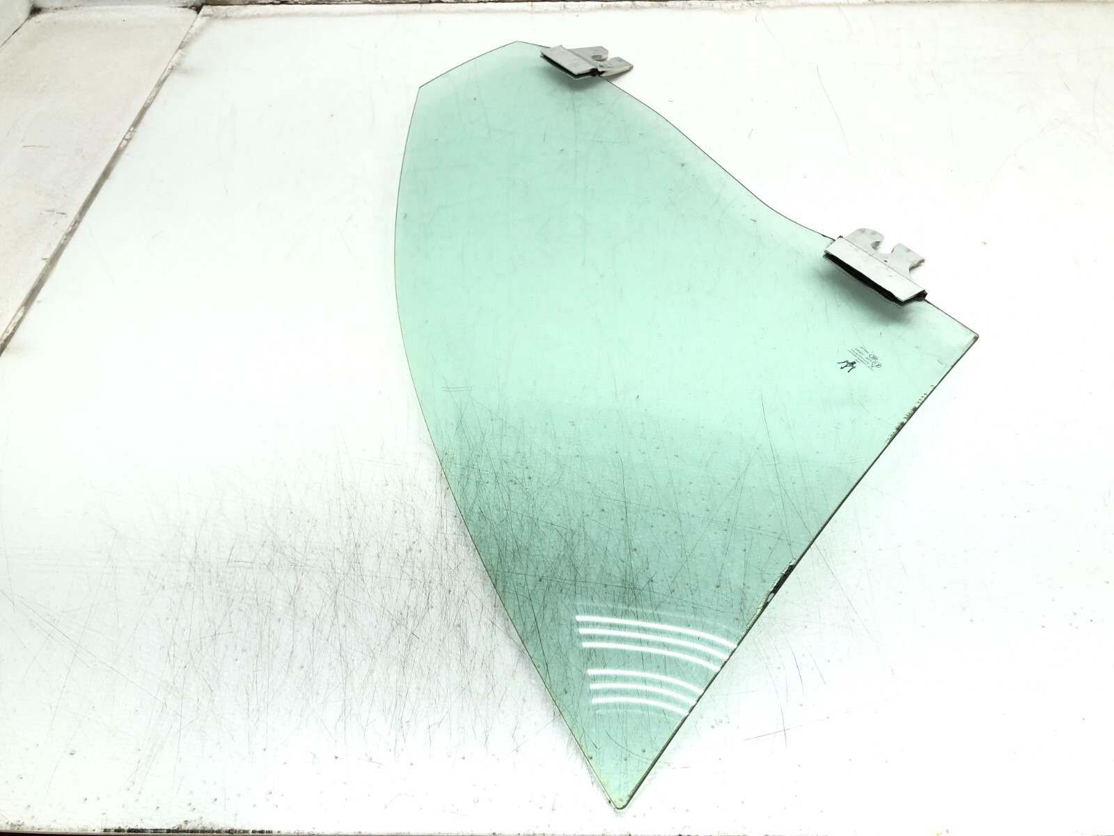 2014-2022 MASERATI QUATTROPORTE RIGHT PASSENGER FRONT DOOR WINDOW GLASS OEM