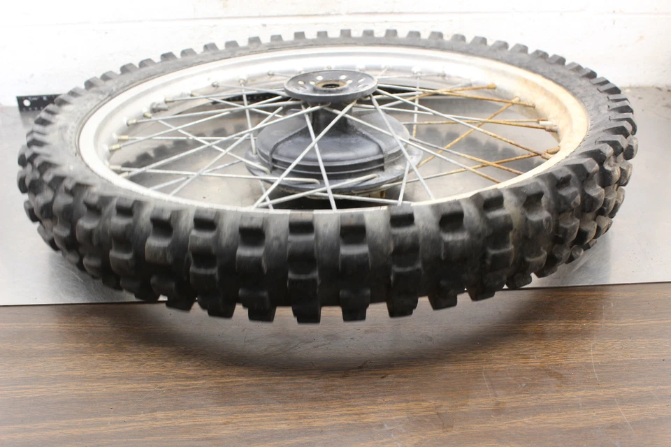 Yamaha XT550 1983 rueda delantera (3,00-21) O974 Foto 4 de 4