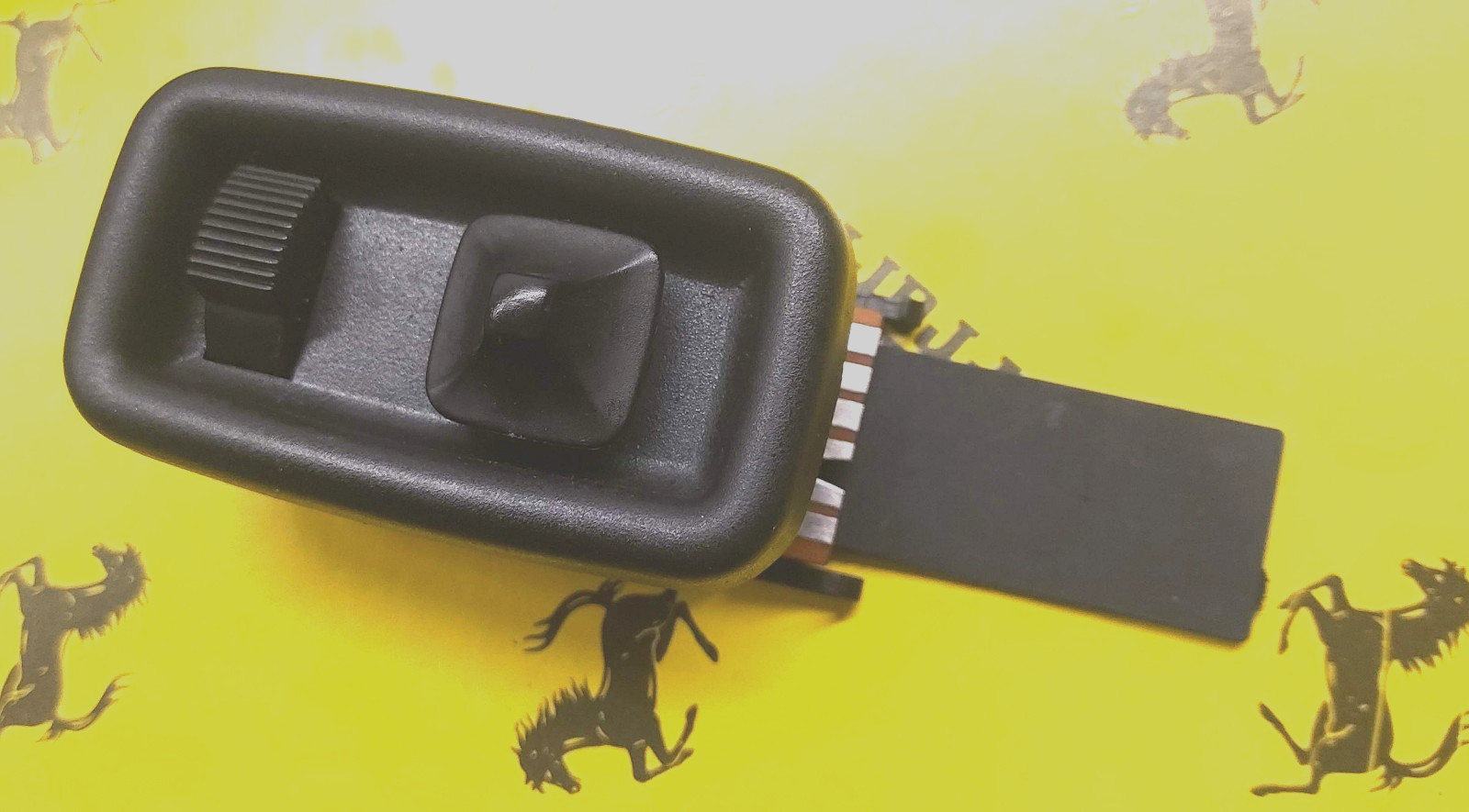 83-91 Ferrari Mondial Power Mirror Switch  61063200