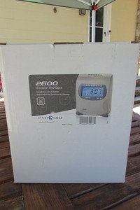 PYRAMID MODEL 2600 6-COLUMN TOP LOADING TIME RECORDER PRE-OWNED WORKING NO KEY