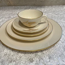 LENOX Wheat R-442 5-Piece Place Setting 24K Gold Vintage MCM American Fine China